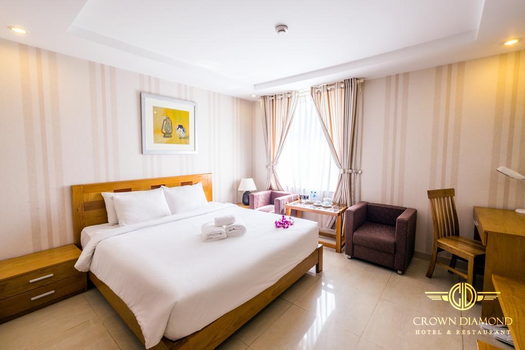 Crown Diamond Hotel - Phu My Hung District 7 Хошимін Номер фото